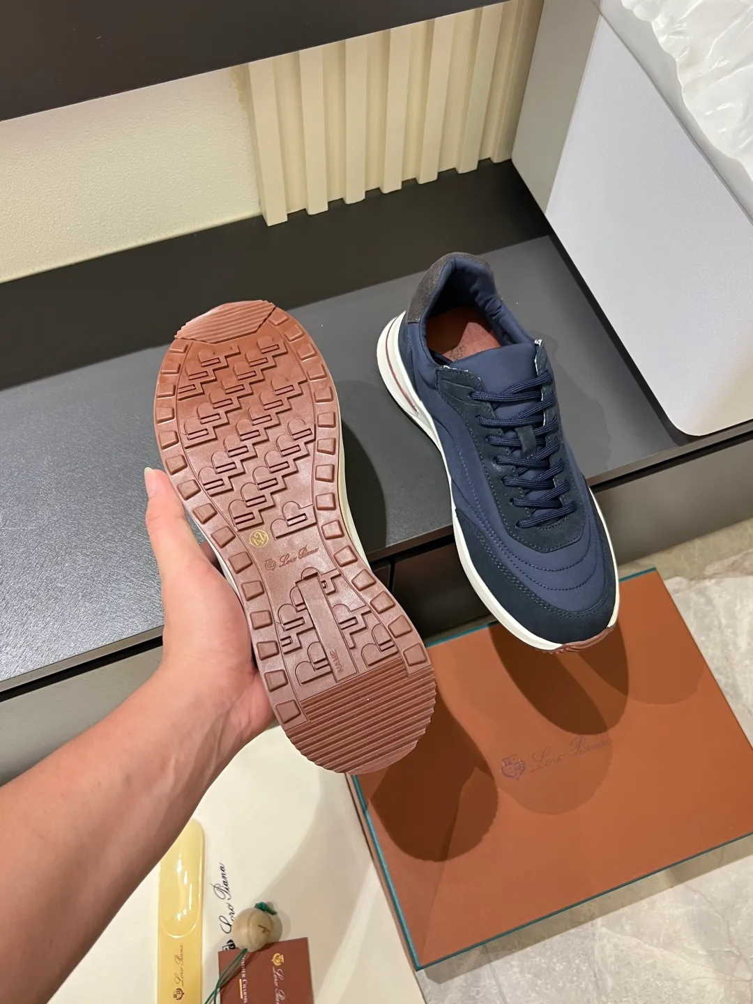 Men's men's shoes 💰p480Loro Men's men's shoes 💰piana niche Loro classic jogging shoes, men's lace-up casual shoes and sneakers, high-quality lightweight and comfortable fabrics, suitable for outdoor leisure, the color scheme is young and energetic, and it looks great with sportswear or casual suits! Size: 38-44 (45 customized)